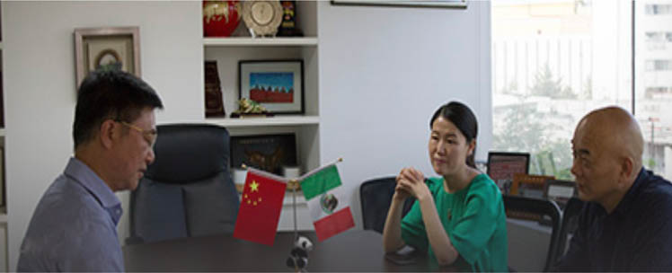 El antiguo director del centro de ultramar del departamento de trabajo del frente unido de Hubei visitó la oficina de la Asociación de Empresarios Zhonghua en México