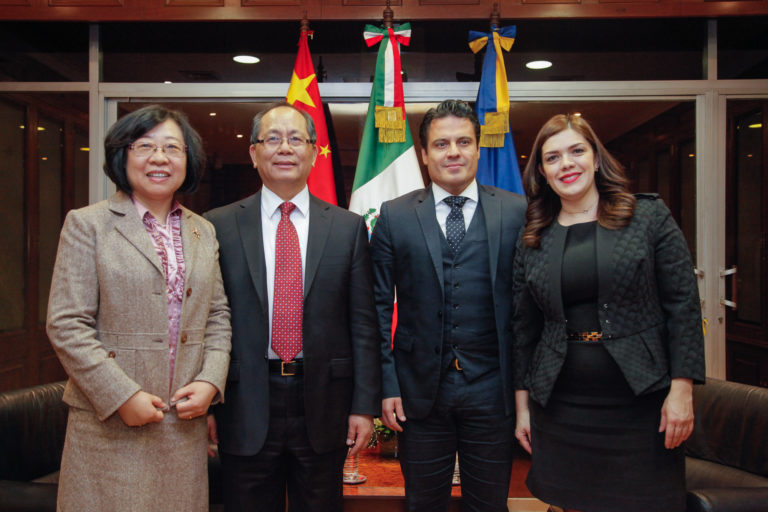 Gobernador de Jalisco se reúne con embajador de China en México