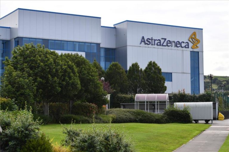 AstraZeneca comenzará los ensayos clínicos de su vacuna de COVID-19 en China