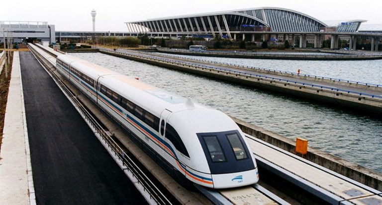 China presenta prototipo de tren de levitación magnética ultrarrápido